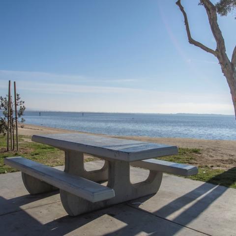 Picnic Table overlooking the water at Chula Vista Bayside Park at the Port of San Diego