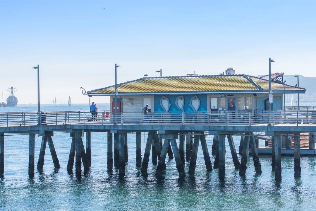 Pier and restaurant at the Shelter Island Shoreline Park at the Port of San Diego