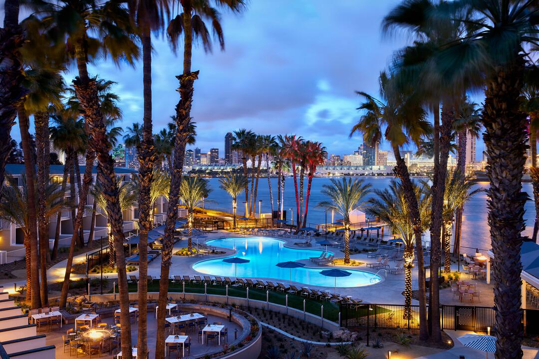 Coronado Marriott - Pool at Dusk