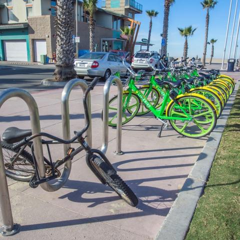 Bike racks and bike rentals at Portwood Pier Plaza at the Port of San Diego