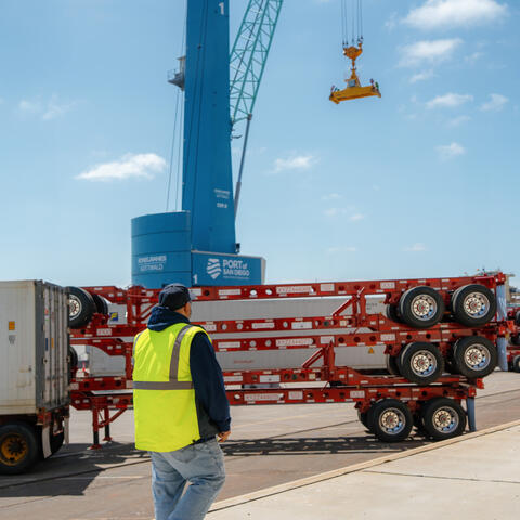 Port of San Diego's All-Electric Mobile Harbor Crane and 2023 Crane Operator of the Year, Gilbert Salgano