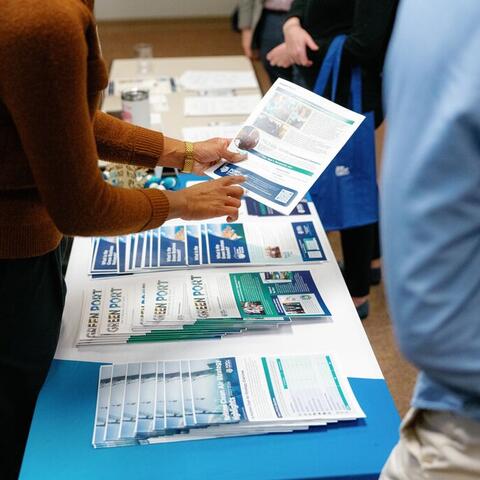 Doing Business with the Port Meet the Port project manager booth