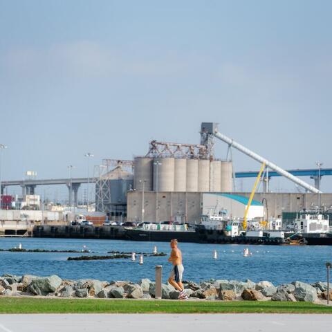 Embarcadero Marina Park South facing Marine Terminal